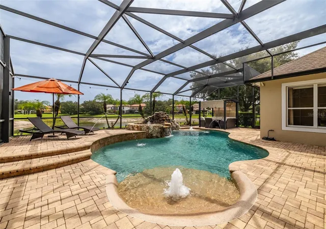 2nd image of 8016 Cypress Crossing Ct, Tampa, FL 33647 | MLS# TB8536768