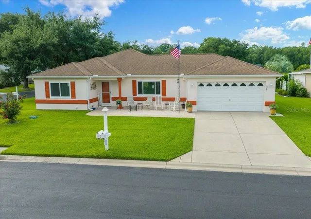 3rd image of 11675 Sw 140Th Loop, Dunnellon, FL 34432 | MLS# OM729930