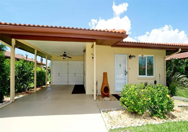 1st image of 3305 Notre Dame Pl, Bradenton, FL 34207 | MLS# A4702334