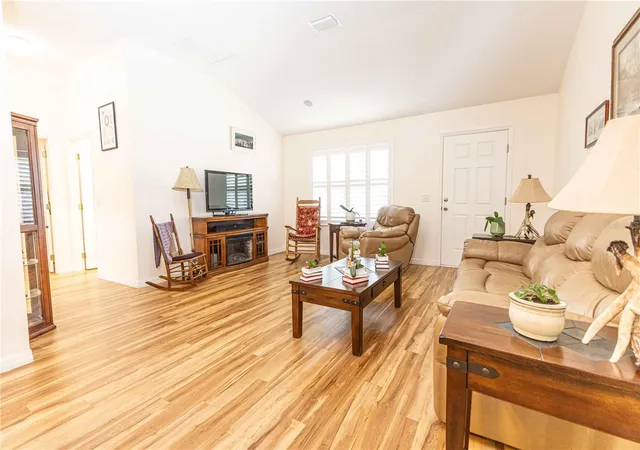 5th image of 2706 Morven Park Wy, The Villages, FL 32162 | MLS# G5116185