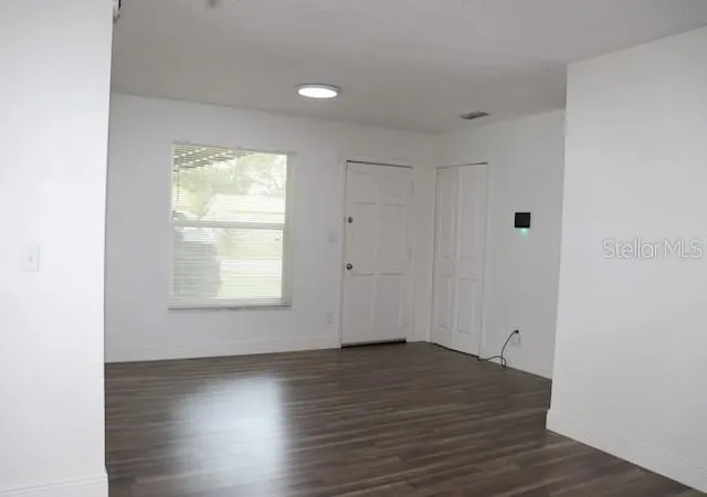 3rd image of 2113 La Due Ct, Orlando, FL 32811 | MLS# O6431669