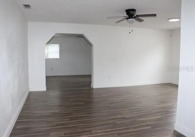 4th image of 2113 La Due Ct, Orlando, FL 32811 | MLS# O6431669