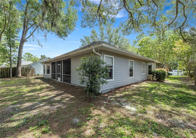 5th image of 4304 Nw 34Th Dr, Gainesville, FL 32605 | MLS# OM729948