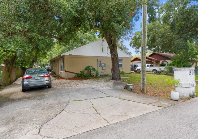 3rd image of 9406 N Hartts Dr, Tampa, FL 33617 | MLS# TB8536841