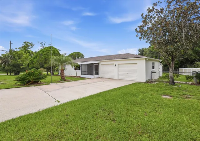 2nd image of 18 Aster Dr, Debary, FL 32713 | MLS# V4950616