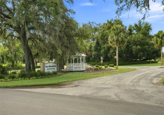 50th image of 9495 E Baymeadows Dr, Inverness, FL 34450 | MLS# OM729954