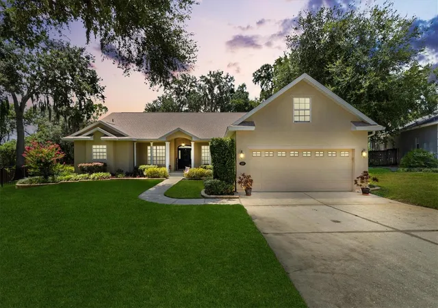 2nd image of 4307 Serene Cir, Fruitland Park, FL 34731 | MLS# G5116193