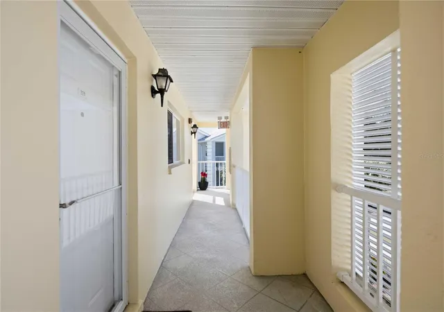 5th image of 406 Cerromar Cir N #328, Venice, FL 34293 | MLS# N6145291