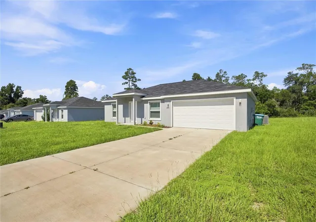Photo 1 of Single family home for sale at 2824 Sw 161st Loop, Ocala, FL 34473 | MLS# OM729971 | Listing updated on 2026-10-15