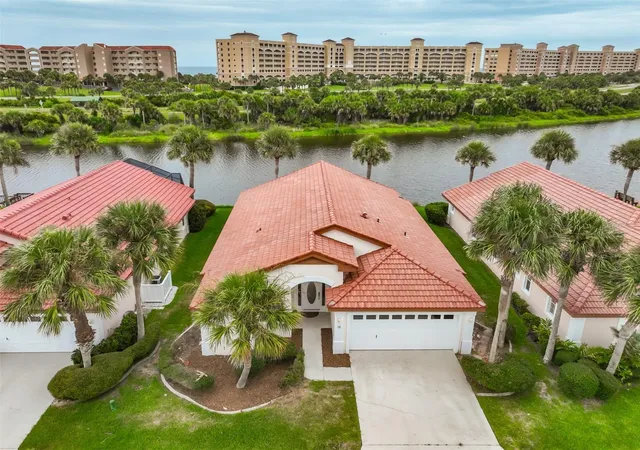 3rd image of 18 San Rafael Ct, Palm Coast, FL 32137 | MLS# FC320540