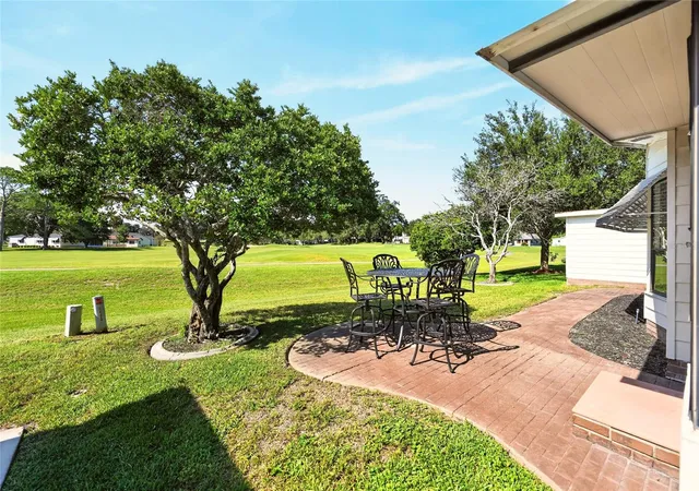 2nd image of 1712 W Schwartz Blvd, Lady Lake, FL 32159 | MLS# G5116217