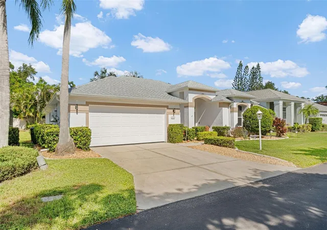 Photo 3 of Single family home for sale at 3333 Yonge Ave #13, Sarasota, FL 34235 | MLS# A4702417 | Listing updated on 2026-09-08