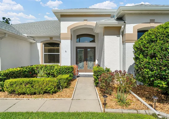 Photo 3 of Single family home for sale at 3333 Yonge Ave #13, Sarasota, FL 34235 | MLS# A4702417 | Listing updated on 2026-09-08