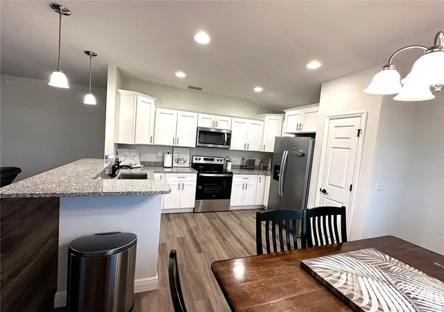 Photo 4 of Single family home for sale at 16951 SW 43rd Court Rd, Ocala, FL 34473 | MLS# G5116221 | Listing updated on 2026-08-29