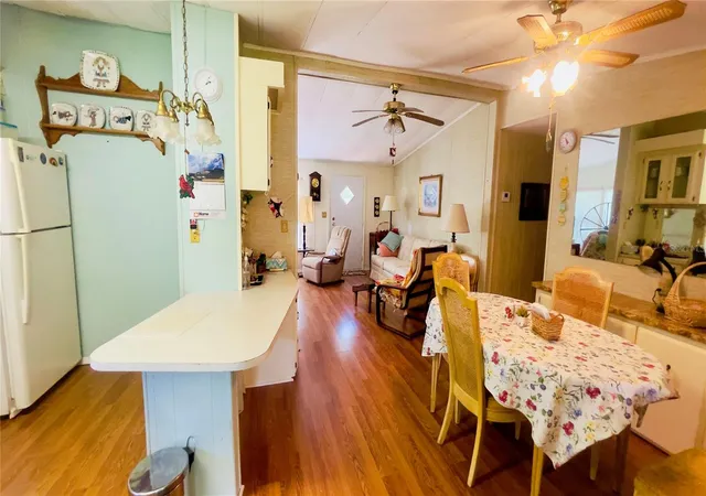 4th image of 459 Marshburn Dr, Bronson, FL 32621 | MLS# GC542576