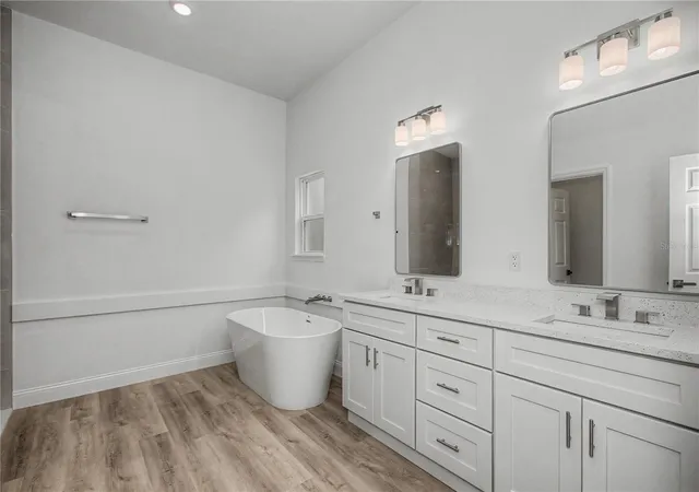 Photo 3 of Sale Pending at 6301 SW 147th Street Rd, Ocala, FL 34473 | MLS# OM730000 | Listing updated on 2026-09-02