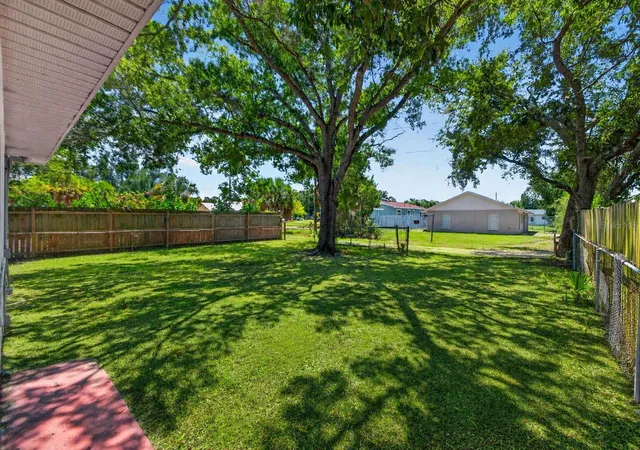 27th image of 4110 3rd Ave S, Saint Petersburg, FL 33711 | MLS# TB8537074