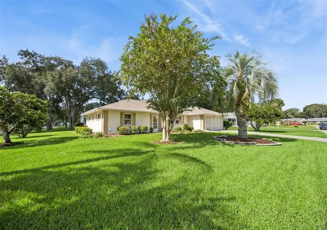 3rd image of 26920 Racquet Cir, Leesburg, FL 34748 | MLS# G5116235