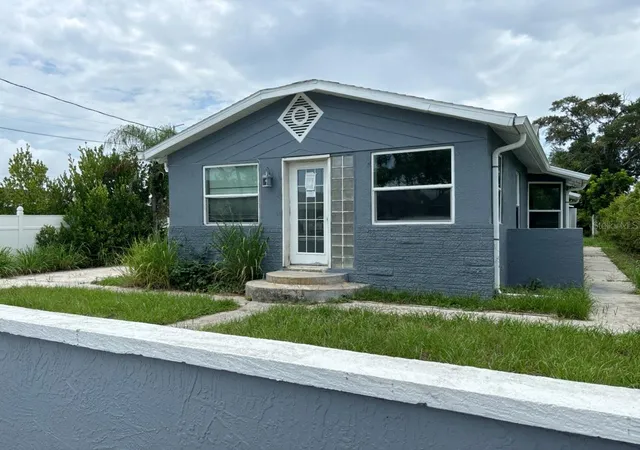 2nd image of 1169 Kingsley St, Clearwater, FL 33756 | MLS# TB8537084