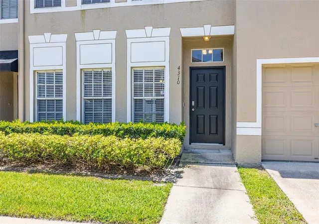 3rd image of 4310 Fincastle Ct, Tampa, FL 33624 | MLS# TB8537086