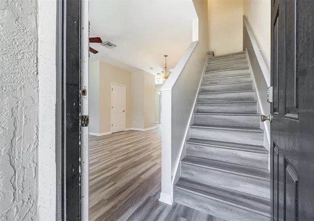 4th image of 4310 Fincastle Ct, Tampa, FL 33624 | MLS# TB8537086