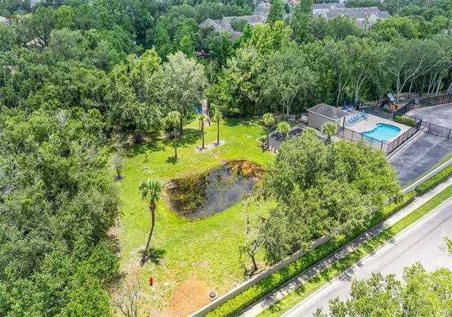 49th image of 4310 Fincastle Ct, Tampa, FL 33624 | MLS# TB8537086