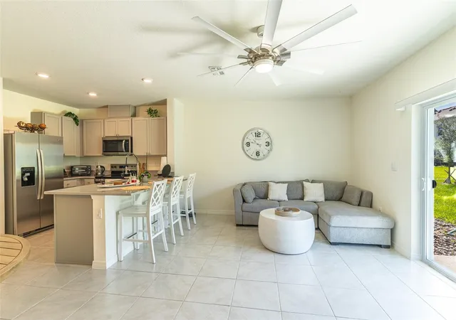 Photo 3 of Townhouse for sale at 1776 Rock Elm Rd, Davenport, FL 33837 | MLS# L4964136 | Listing updated on 2026-08-21