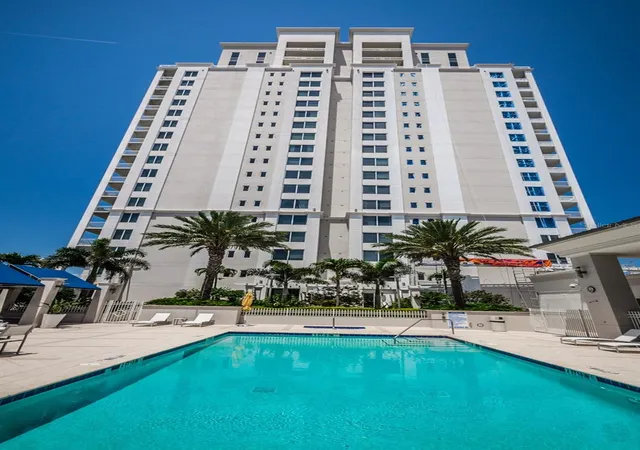 5th image of 331 Cleveland St, Clearwater, FL 33755