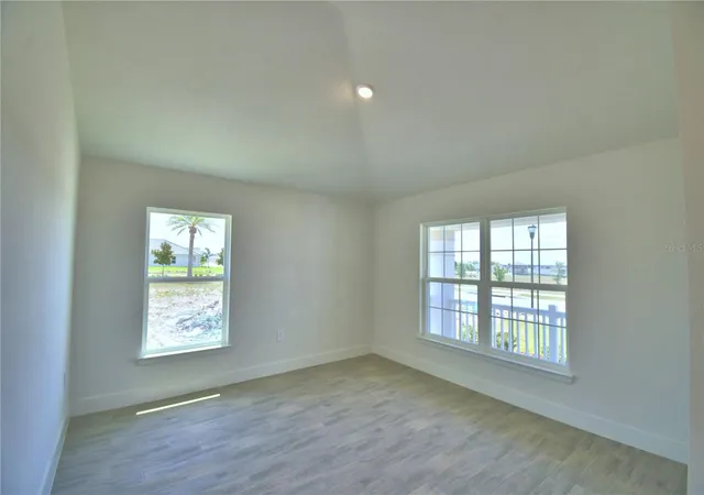 2nd image of 5415 Waterside Dr, Auburndale, FL 33823 | MLS# L4964140