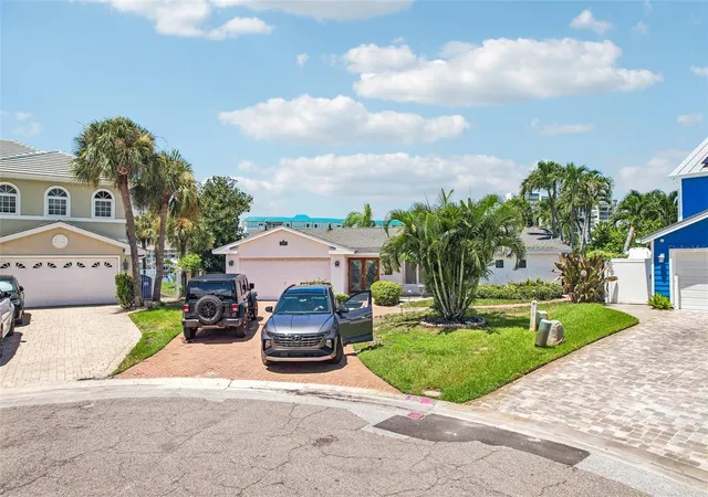 Photo 1 of Land for sale at 8078 13th Avenue S, Saint Petersburg, FL 33707 | MLS# TB8537163 | Listing updated on 2026-09-22