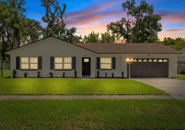 Photo 2 of Sale Pending at 2928 Forest Cir, Seffner, FL 33584 | MLS# TB8537170 | Listing updated on 2026-09-16