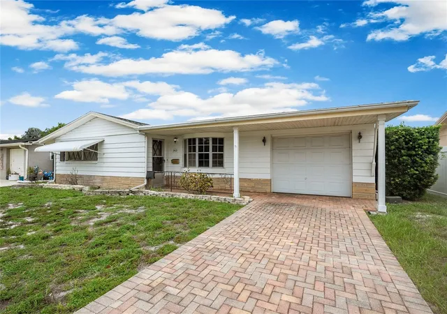 3rd image of 3410 Columbus Dr, Holiday, FL 34691 | MLS# TB8537199