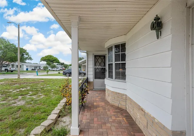 4th image of 3410 Columbus Dr, Holiday, FL 34691 | MLS# TB8537199