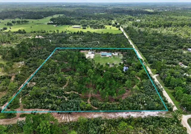 2nd image of 10550 Sw 52nd Pl, Cedar Key, FL 32625 | MLS# GC542600