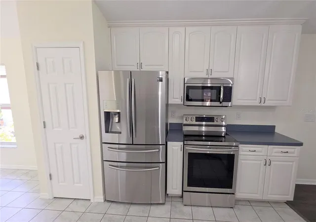 Photo 4 of Sale Pending at 6109 Georgia Ave, New Port Richey, FL 34653 | MLS# R4911781 | Listing updated on 2026-08-21