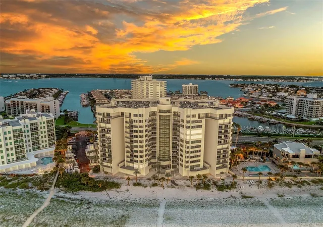 3rd image of 1600 Gulf Blvd #617, Clearwater Beach, FL 33767 | MLS# TB8537218