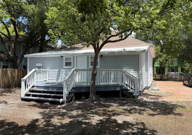 Photo 26 of Sale Pending at 919 E 26th Avenue, Tampa, FL 33605 | MLS# TB8537221 | Listing updated on 2026-08-18