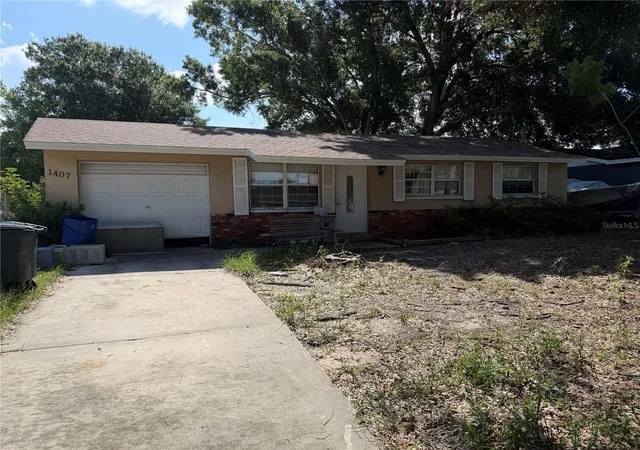 Photo 3 of Single family home for sale at 1407 Coppertree Dr, Tarpon Springs, FL 34689 | MLS# TB8537262 | Listing updated on 2026-09-05