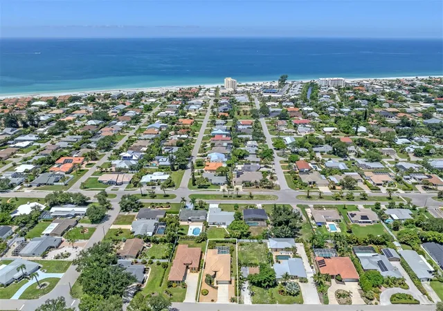 Photo 3 of Sale Pending at 728 Serata St, Venice, FL 34285 | MLS# N6145309 | Listing updated on 2026-08-19