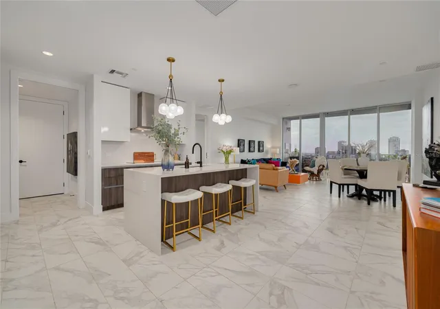 5th image of 777 3Rd Ave N #1104, Saint Petersburg, FL 33701 | MLS# TB8537269