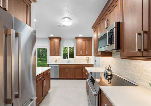 4th image of 3525 Nw 50Th Ave, Gainesville, FL 32605 | MLS# GC542606
