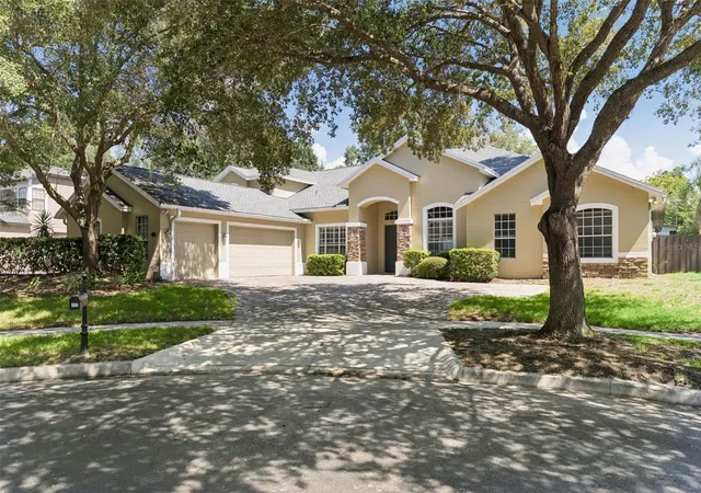 1st image of 457 Chinahill Ct, Apopka, FL 32712 | MLS# O6432130