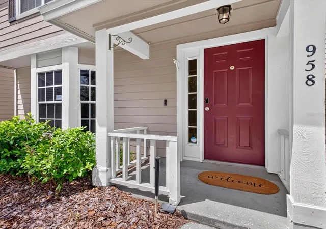 3rd image of 958 Sykes Ct, ORLANDO, FL 32828