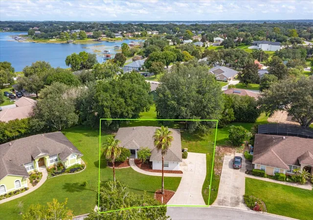 Photo 3 of Single family home for sale at 11316 Via Mari Cae Ct, Clermont, FL 34711 | MLS# O6432134 | Listing updated on 2026-08-18