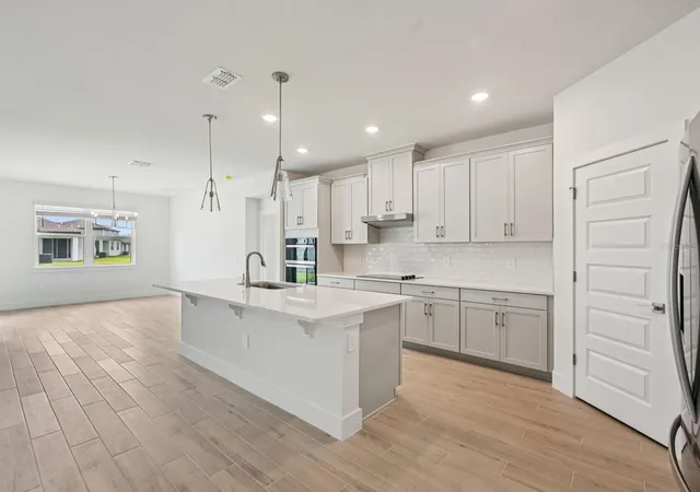 2nd image of 157 Sun Chaser Dr, Nokomis, FL 34275 | MLS# TB8537327