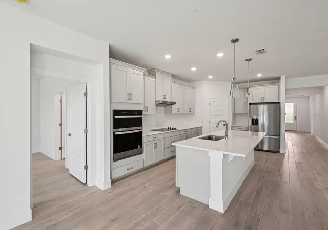 4th image of 157 Sun Chaser Dr, Nokomis, FL 34275 | MLS# TB8537327