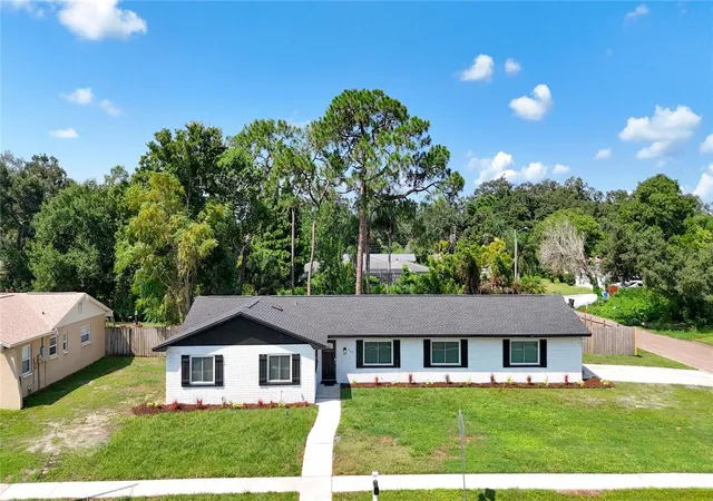 Photo 1 of Single family home for sale at 264 Van Gogh Cir, Brandon, FL 33511 | MLS# TB8537374 | Listing updated on 2026-10-06