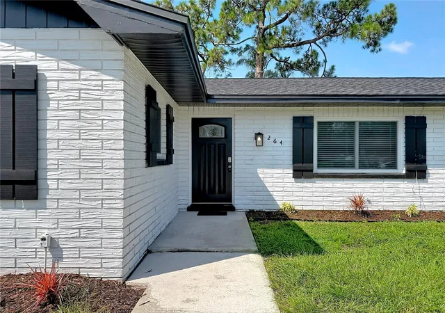 Photo 2 of Single family home for sale at 264 Van Gogh Cir, Brandon, FL 33511 | MLS# TB8537374 | Listing updated on 2026-10-06