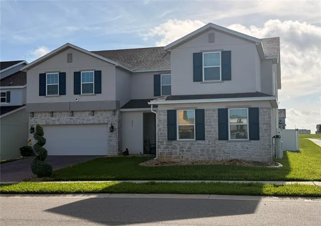 Photo 2 of Single family home for sale at 6990 Rolling Gdns Loop, Groveland, FL 34736 | MLS# O6432196 | Listing updated on 2026-08-21