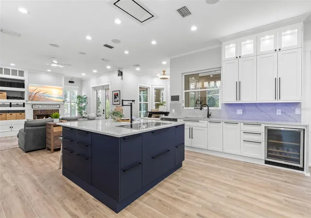 Photo 5 of Single family home for sale at 930 Southern Pine Ct NE, Saint Petersburg, FL 33703 | MLS# TB8537424 | Listing updated on 2026-08-30